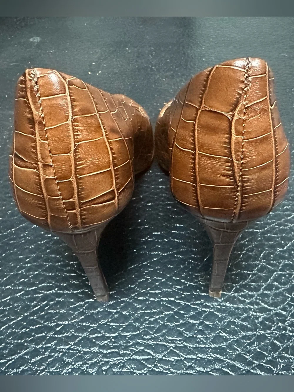 Joan Olaff Vero Cuoio Brown Croc-Embossed Women’s High Heels 7